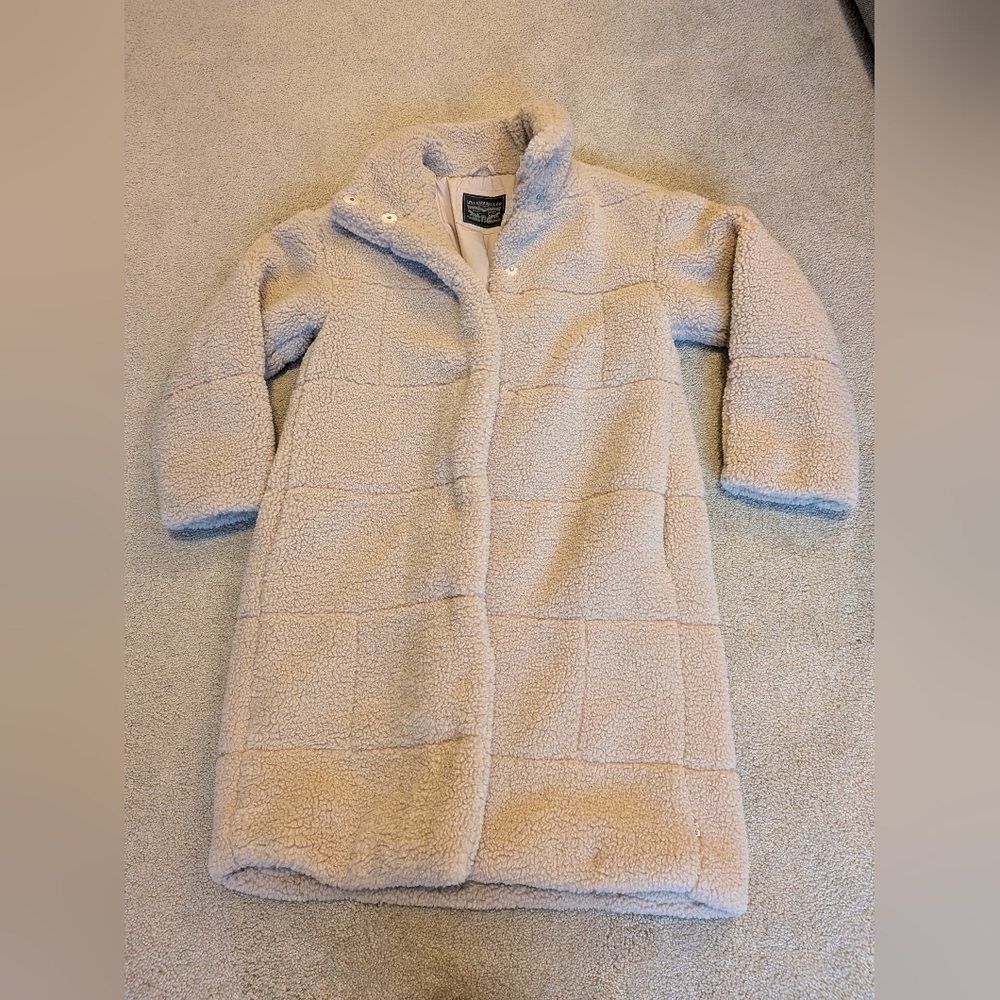 Levi's Quilted Fleece Long Teddy Coat - Medium EUC